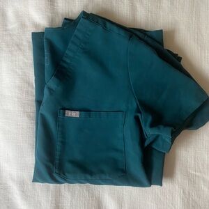 Figs caribbean blue Catalina scrub top